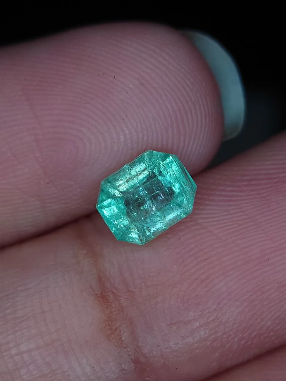 1ct Natural Emerald Faceted Panjshir Emerald from Afghanistan — view 1